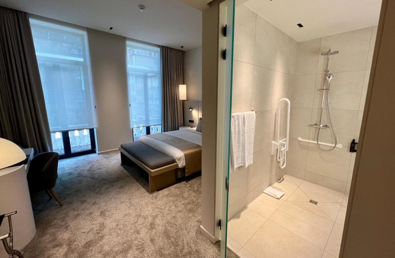 Opo Hotel Bruksela Zewnętrze zdjęcie